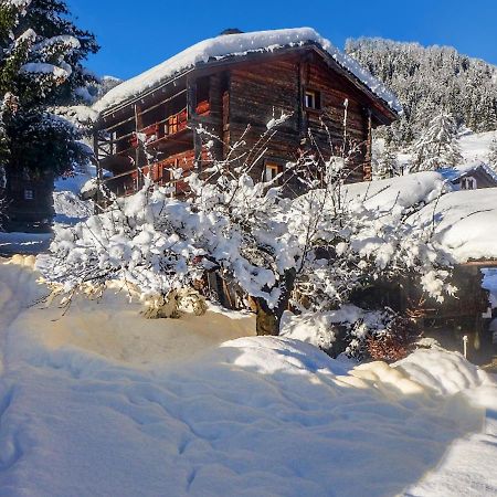 Happiness Only! Villa Bruson Exteriör bild